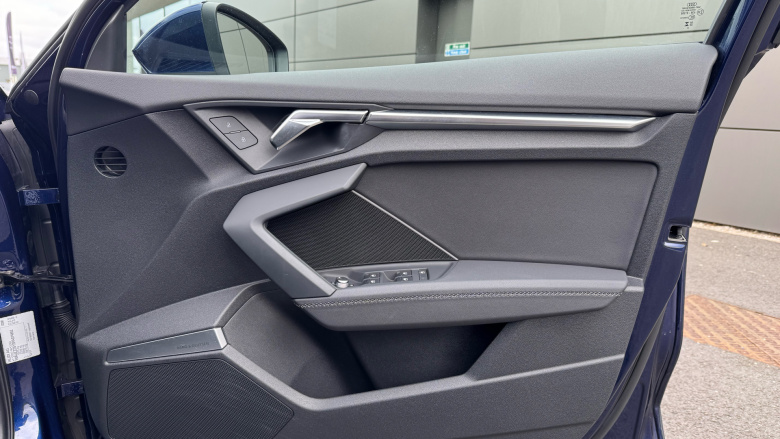 Audi A3 35 TDI S Line 5dr S Tronic [Comfort+Sound] Diesel Hatchback